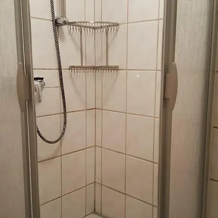 Behn Ferienhaus 1 Hof Tatil Evi *